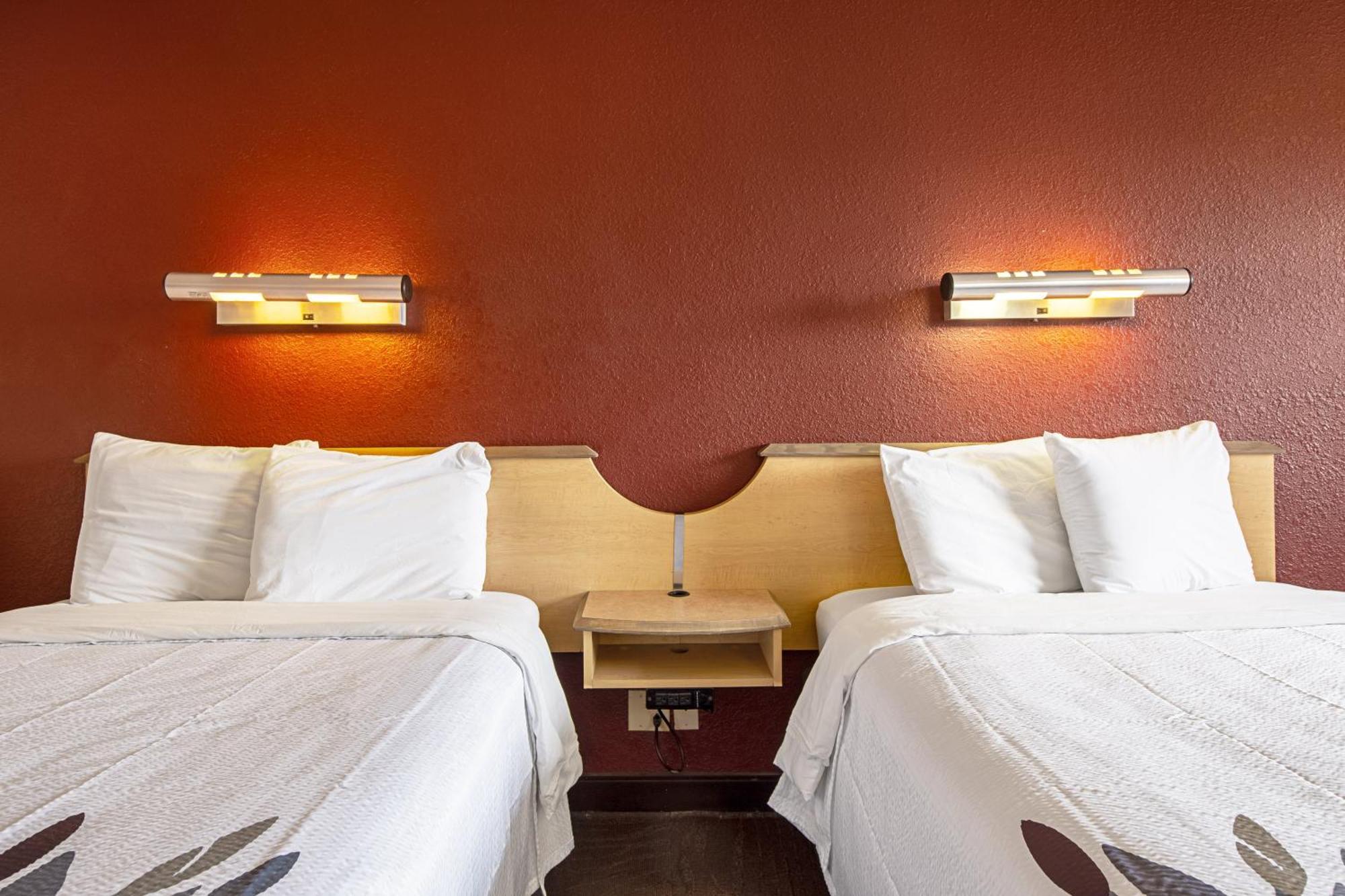Deluxe Room with Two Double Beds Non-Smoking